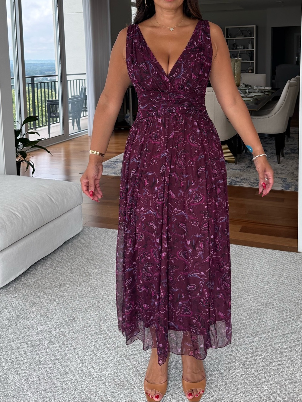 Sleeveless V-Neck Maxi Dress in Plum Paisley